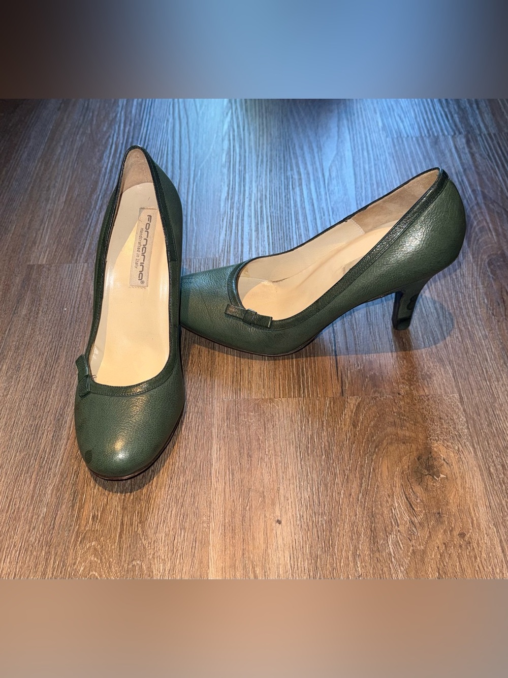 Vintage Fornarina Made in Italy Green Leather Bow Pumps Heels EU 37